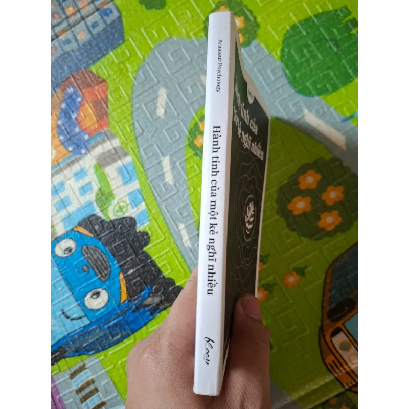 Hành tinh của một kẻ nghĩ nhiều 1012864