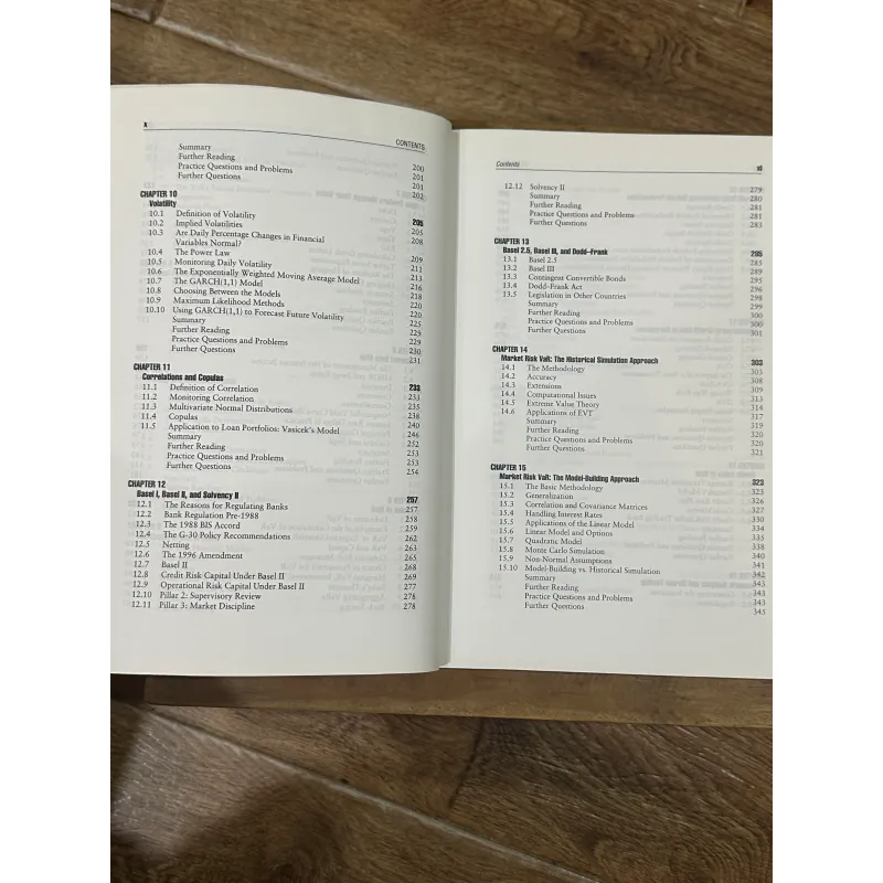 Risk Management and Financial Institutions - John C. Hull 748455