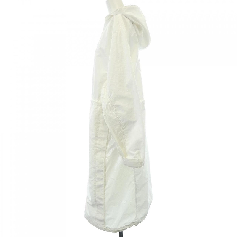 【Khuyến mãi】Áo khoác MONCLER 636639