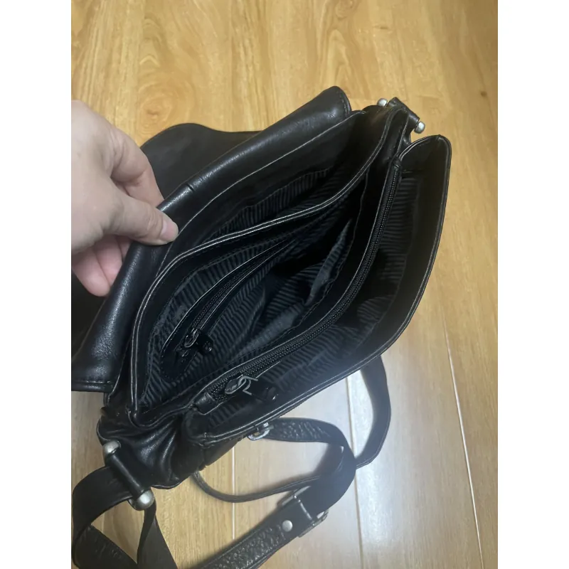 Túi nữ size 25*22*6 da thật 2hand 934438