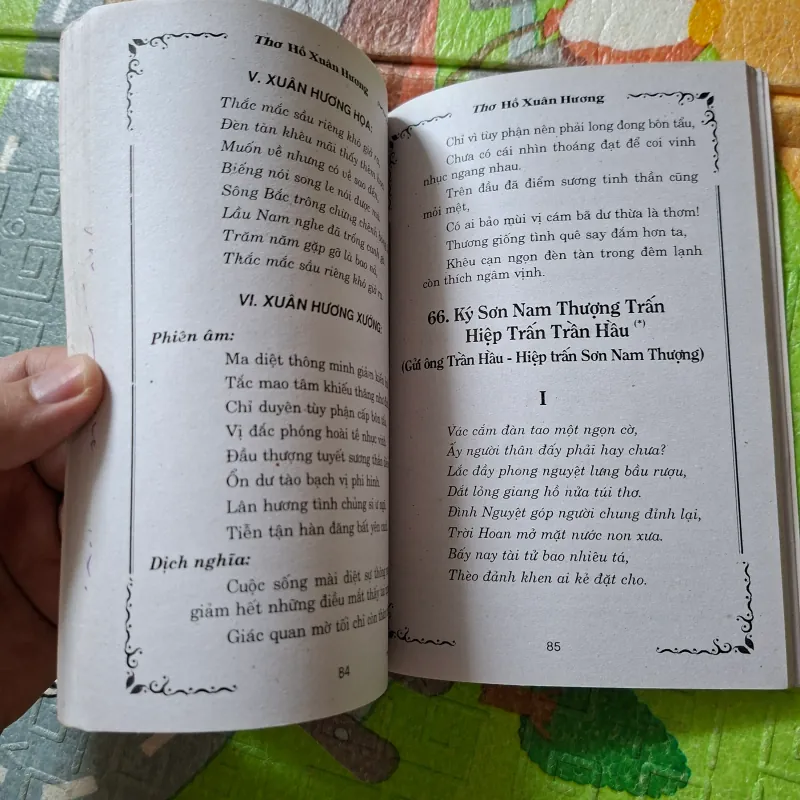 Thơ Hồ Xuân Hương 928625