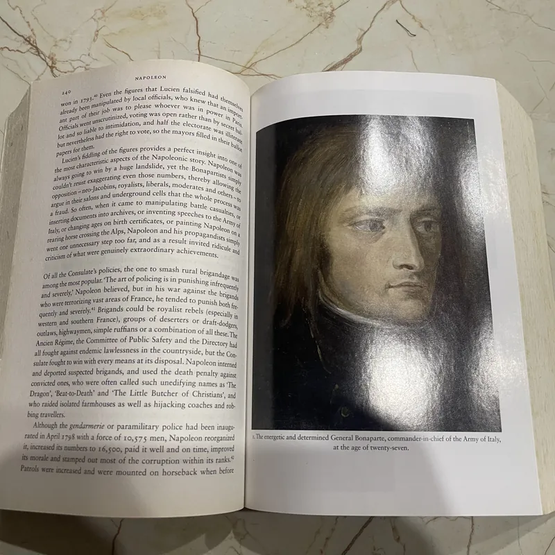 Napoleon A Life - Andrew Roberts (B) 599933