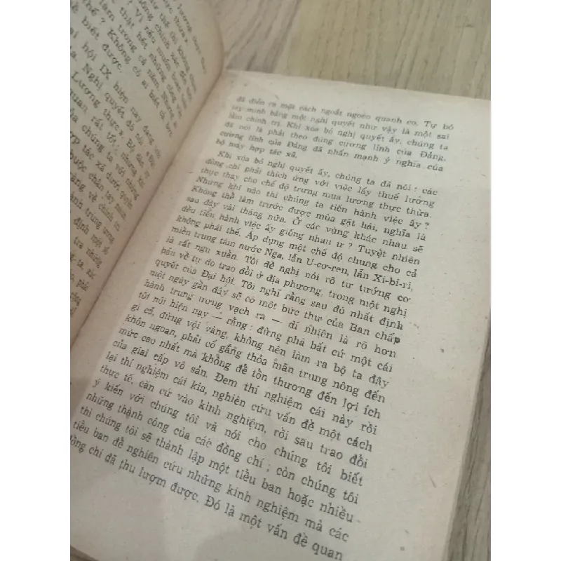 Về vấn đề lương thực - V. I. Lê-nin, I. V. Xta-lin 567733