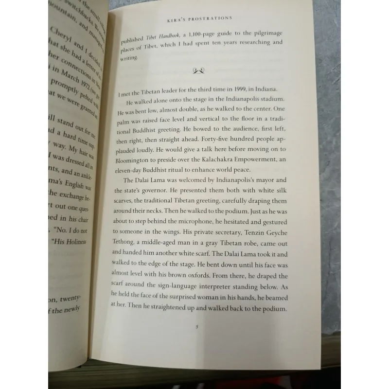 THE WISDOM OF COMPASSION - TRÍ TUỆ CỦA LÒNG THƯƠNG SÓT 560247