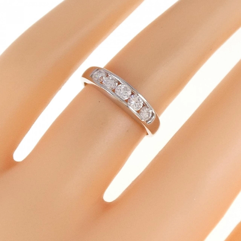 Nhẫn kim cương PT900 0.41CT 670692