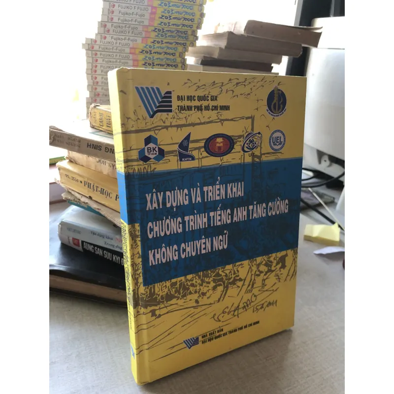 Xây dựng và triển khai chương trình tiếng Anh tăng cường không chuyên ngữ 708080