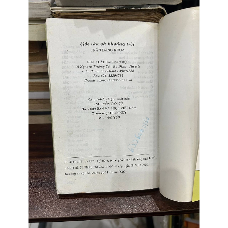 Góc Sân và Khoảng Trời - Trần Đăng Khoa 973604