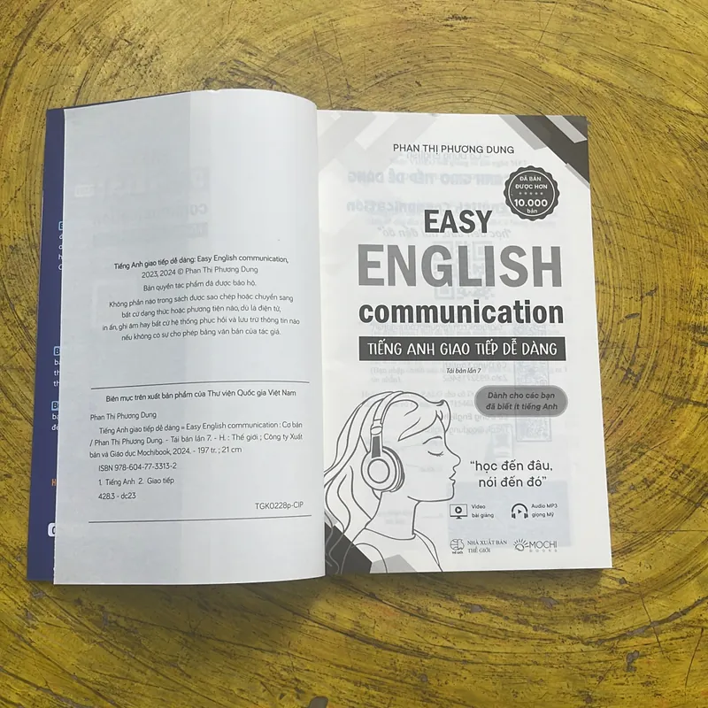 EASY ENGLISH COMMUNICATION TIẾNG ANH GIAO TIẾP DỄ DÀNG 704052