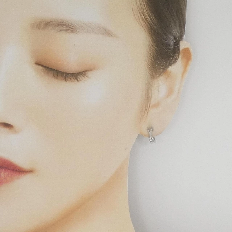 K18WG Bông tai kim cương 0.10CT - Hàng hiệu Chính hãng 868861