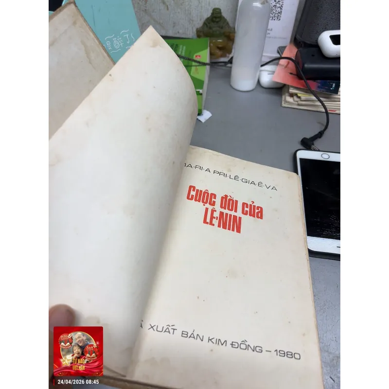 SÁCH CUỘC ĐỜI CỦA LÊ-NIN 1028806