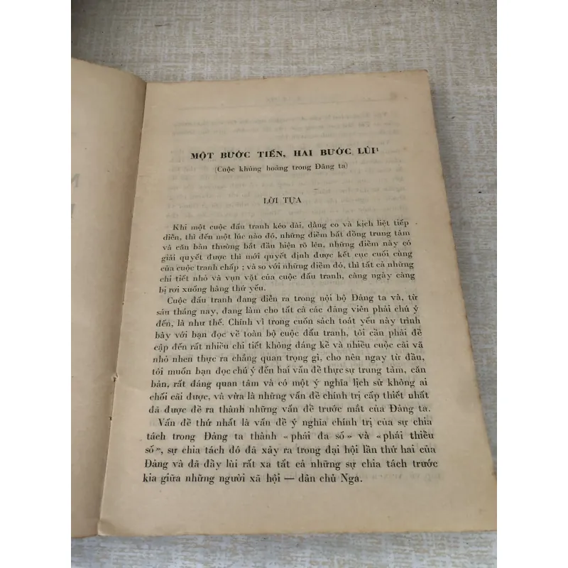 Một bước tiến hai bước lùi 995299