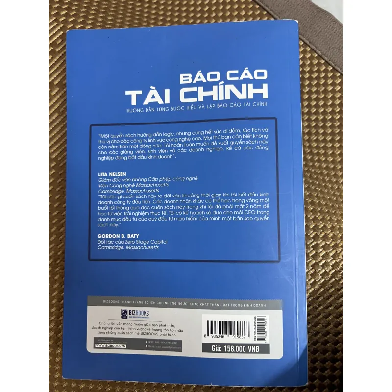 Sách báo cáo tài chính 1047021
