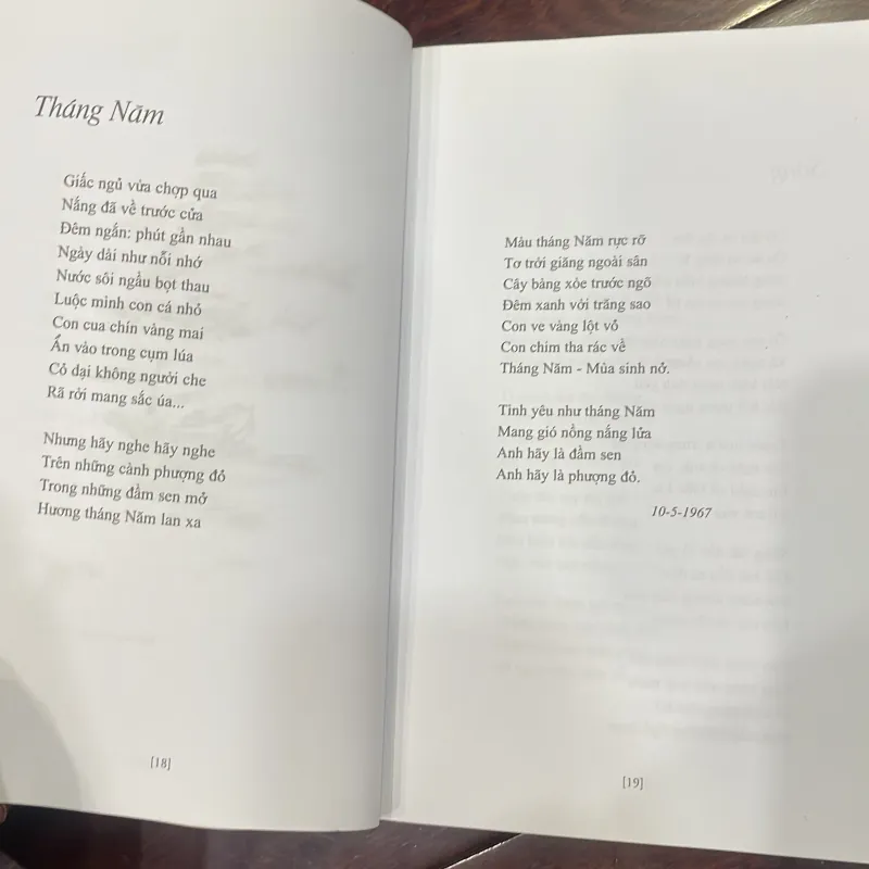 XUÂN QUỲNH - không bao giờ là cuối : tuyển thơ - nhã nam  1035166