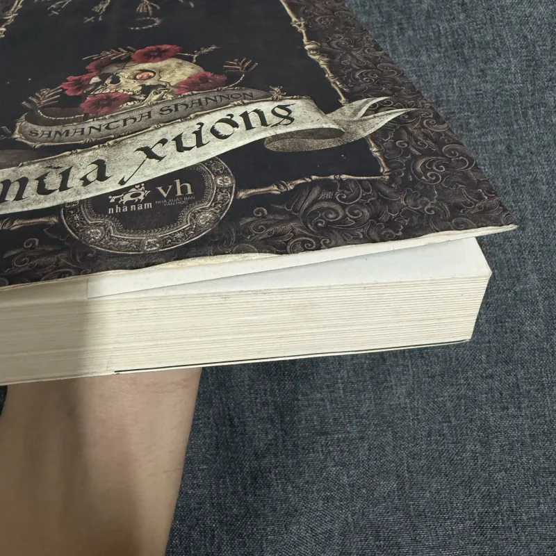 Mùa xương - Samantha Shannon 753720