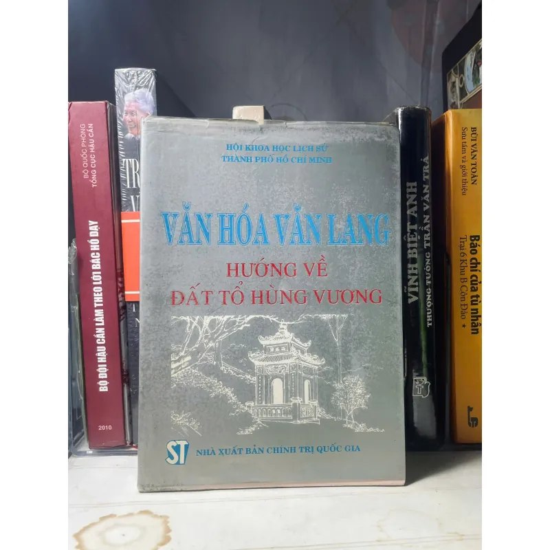 SÁCH VĂN HÓA VĂN LANG HƯỚNG VỀ ĐẤT TỔ HÙNG VƯƠNG 1031563