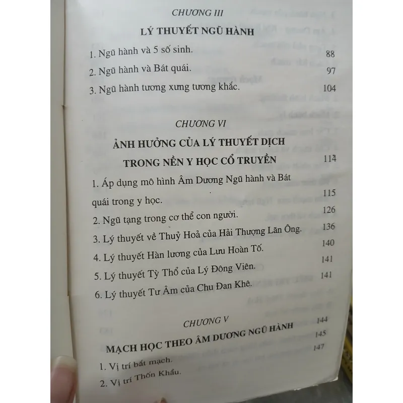 HỌC THUYẾT ÂM DƯƠNG VÀ PHƯƠNG DƯỢC CỔ TRUYỀN - HOÀNG TUẤN  736415