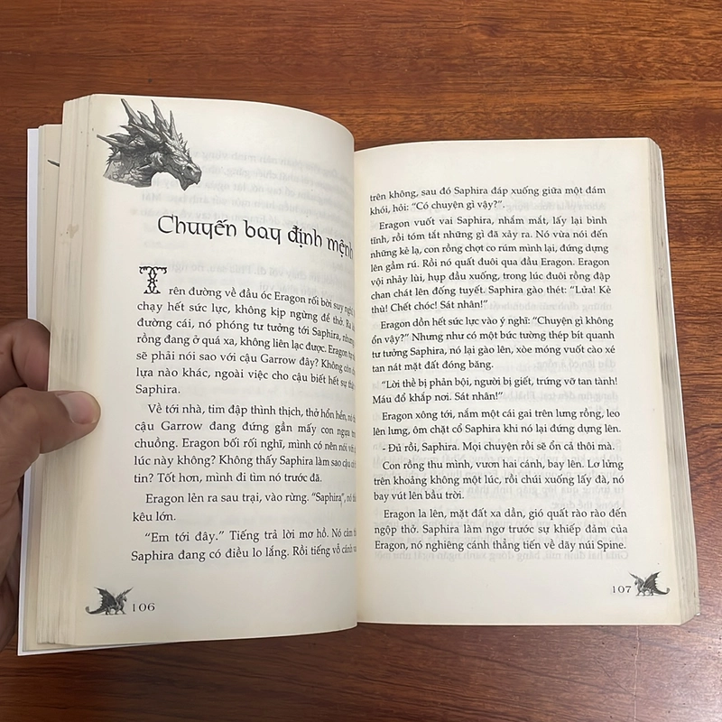 II Tựa sách: ERAGON _ Cậu Bé Cưỡi Rồng (Tập I) - CHRISTOPHER PAOLINI - 2010 497160