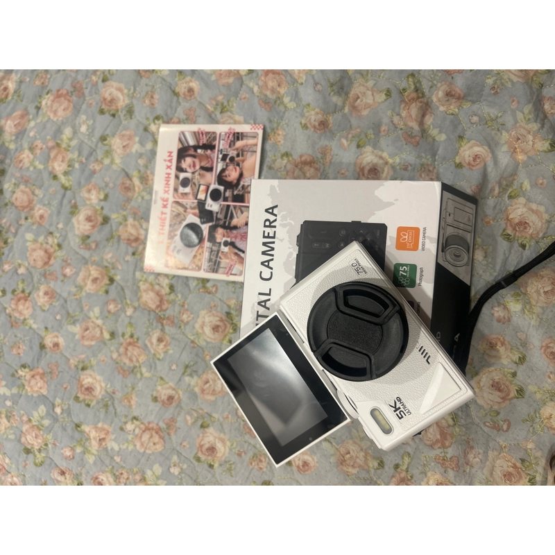 Máy ảnh digital camera 5K ultra HD like new 550935