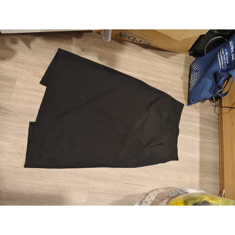 Combo 2 món đen , chân váy dài  461765
