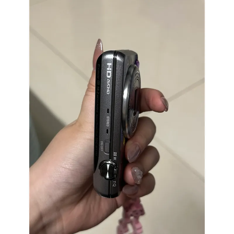 Máy ảnh compact Sony CyberShot WX100 (tặng kèm thẻ nhớ, phụ kiện) 729201