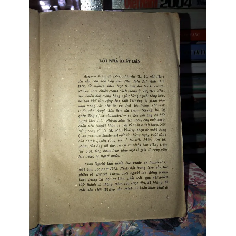 Người bán mình - A. Đê Lêra 969855