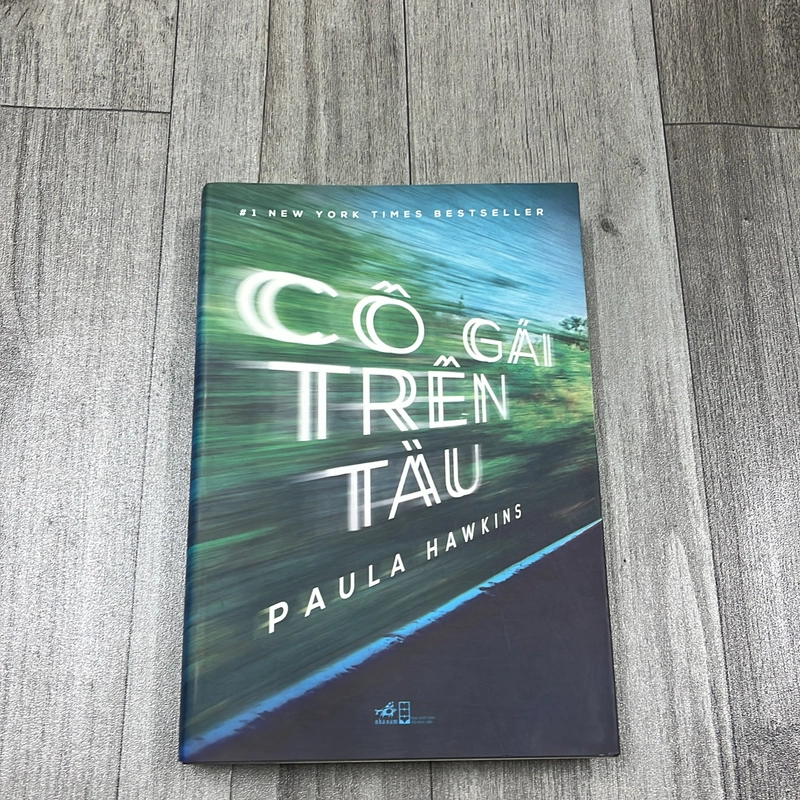Cô gái trên tàu. 2a1 542907