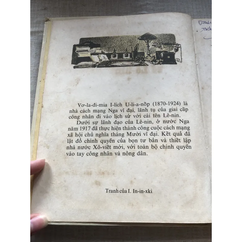 Những mẩu chuyện về Lê Nin_A-lếch-xan-đrơ Cô-nô-nốp 971311