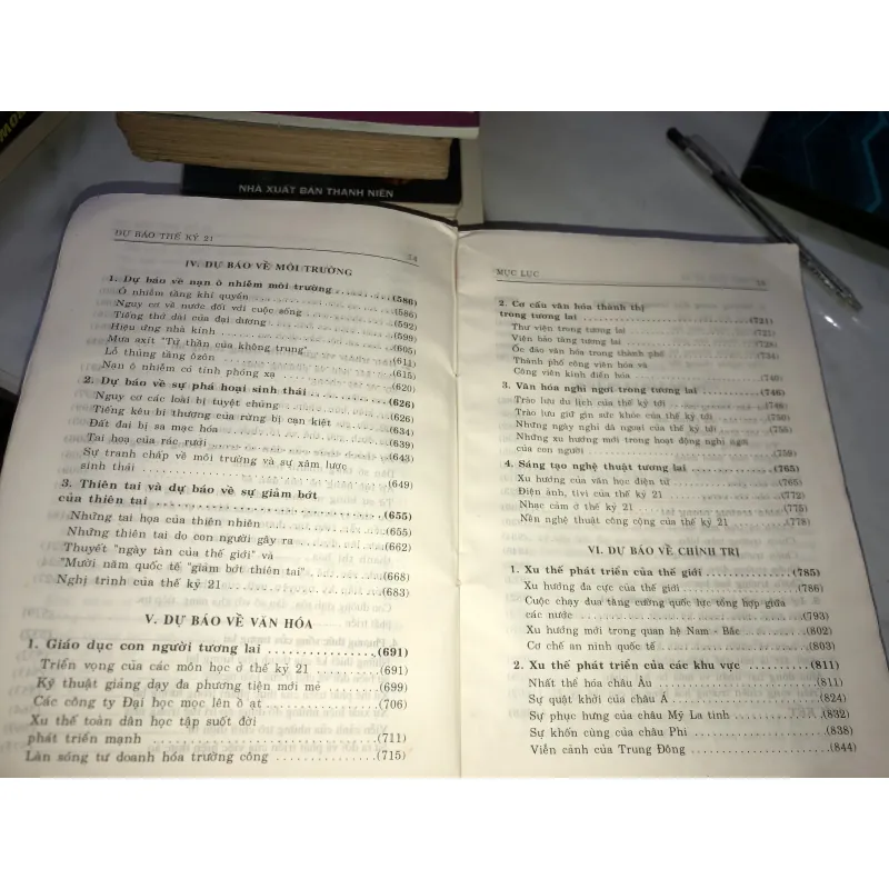 Dự báo thế kỷ 21 780237