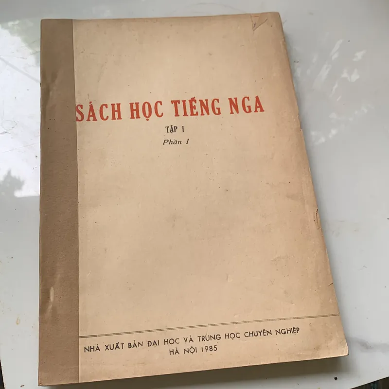 Sách học tiếng Nga, dành cho học sinh và người tự học 599223