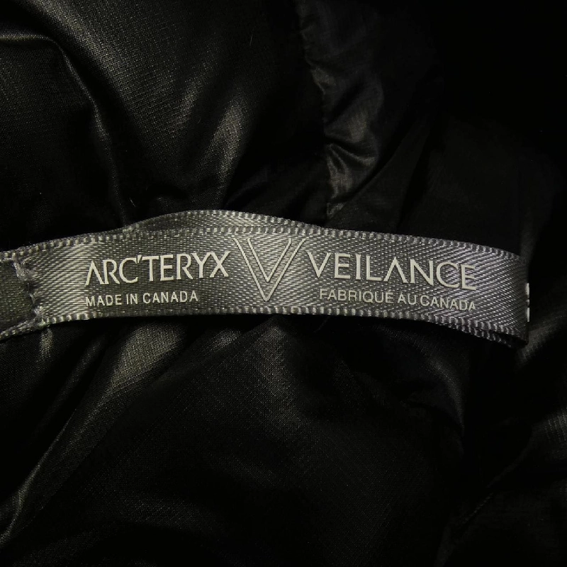 Áo khoác lông vũ ARC'TERYX VEILANCE 21743 - Hàng hiệu Authentic 886035