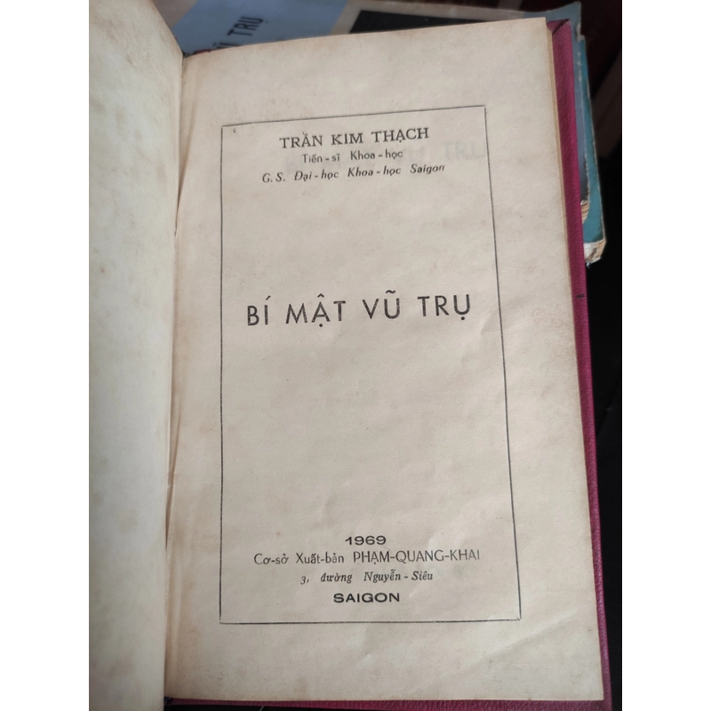 Bí mật vũ trụ - Trần Kim Thạch 299749