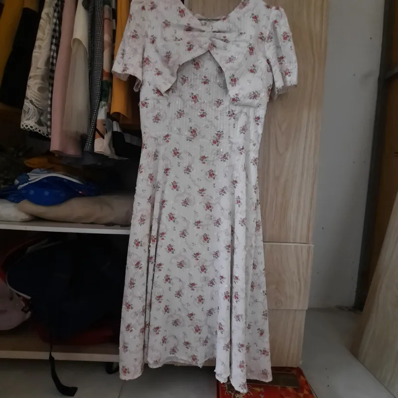 Đầm sz S, mua về mặc 1 lần đi đám cưới. Vải ko nhăn 1040026