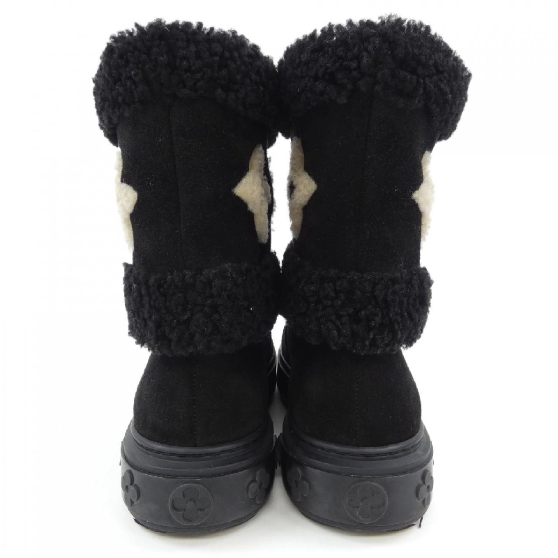 Giày boot dòng Snowdrop của Louis Vuitton LV Inisial, hoa Monogram 658711