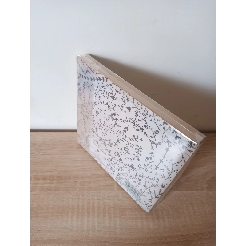 Những Ngày Đi Rất Xa - Nguyễn Huyền New 80% HCM.ASB1107 911679