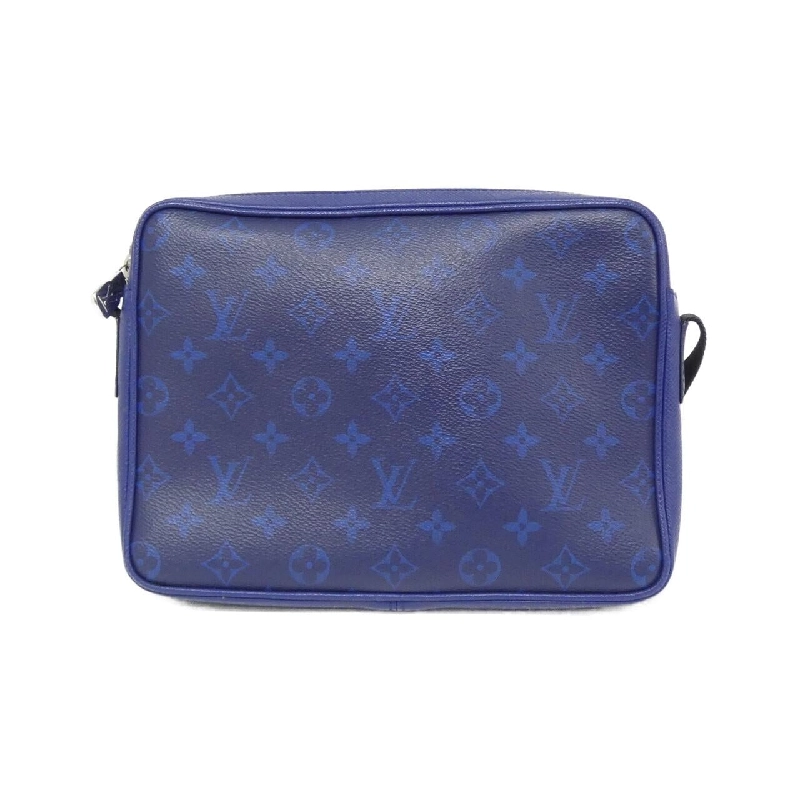 Túi đeo chéo Louis Vuitton Taiga Lama Outdoor Messenger PM M30242 - Hàng hiệu Chính hãng 767065