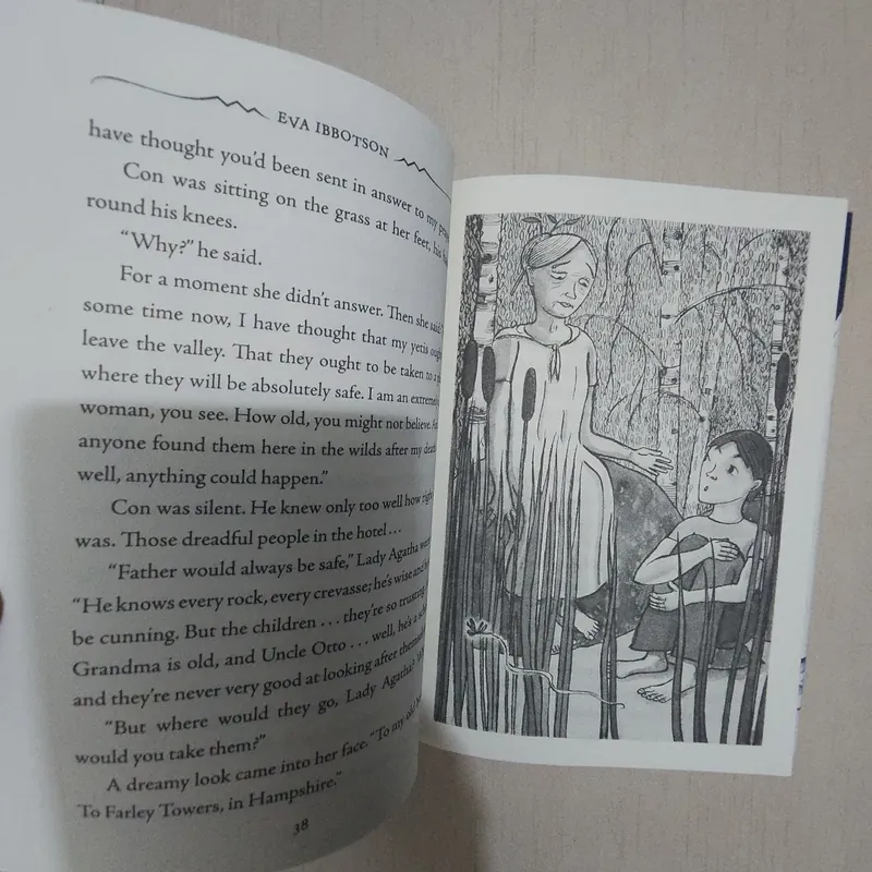 Sách The Abominables của Eva Ibbotson mới 90% 714695