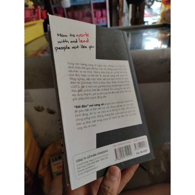 Đối đầu nơi công sởHCM01/03 910234