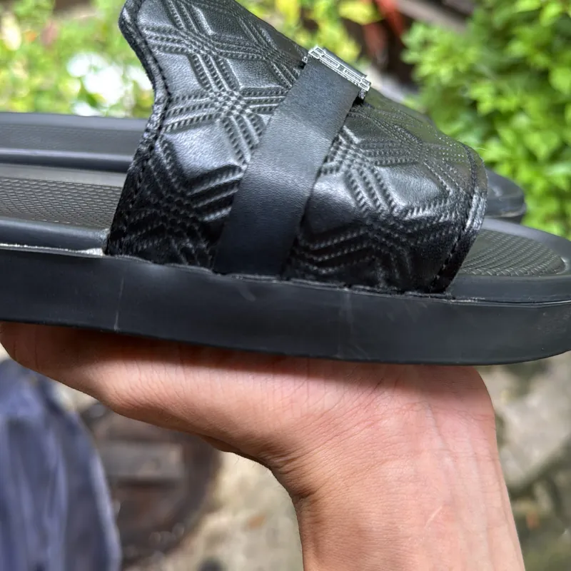 Dép Quai Ngang Nam Cũ  674586