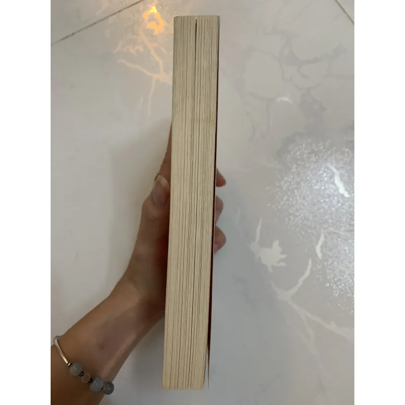 Crying in H mart Michelle Zauner Memoir mới 90% 991815