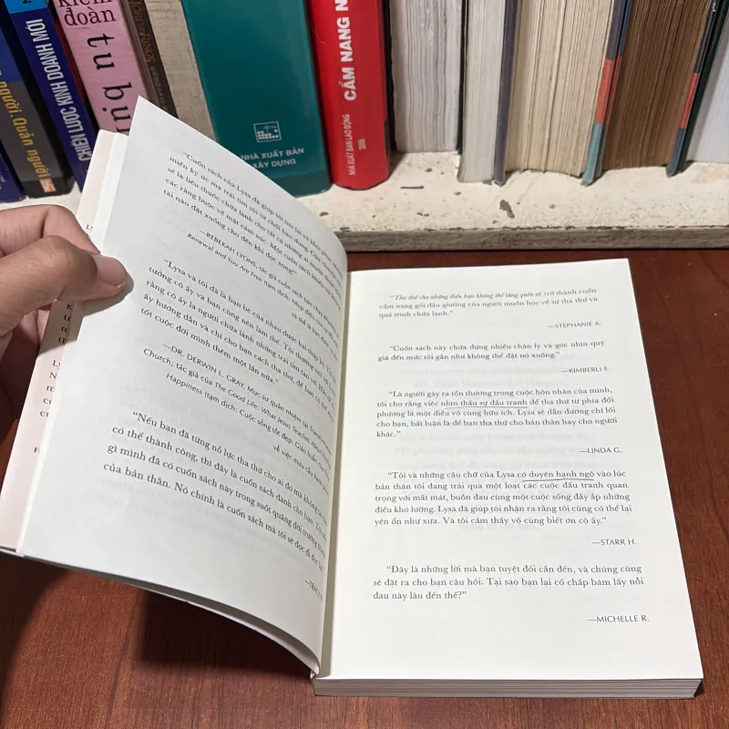 II Sách Kỹ Năng: Tha Thứ Cho Những Điều Bạn Không Thể Lãng Quên - LYSA TERKEURST - 2021 756776