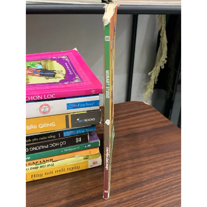 Chuyện làng Phọt- Munart studio 601690