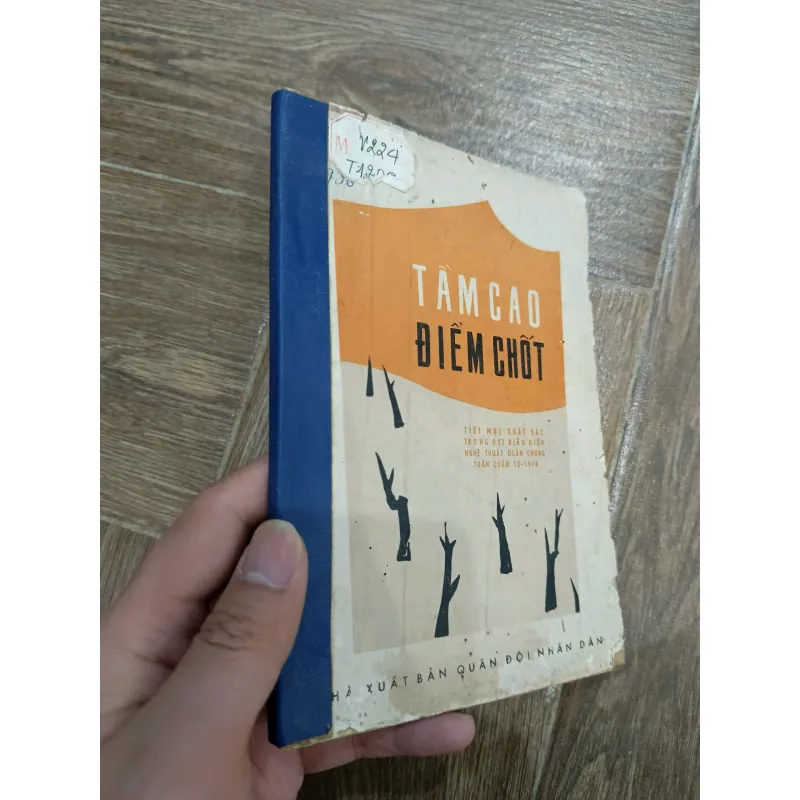 Tầm cao điểm chốt 990566