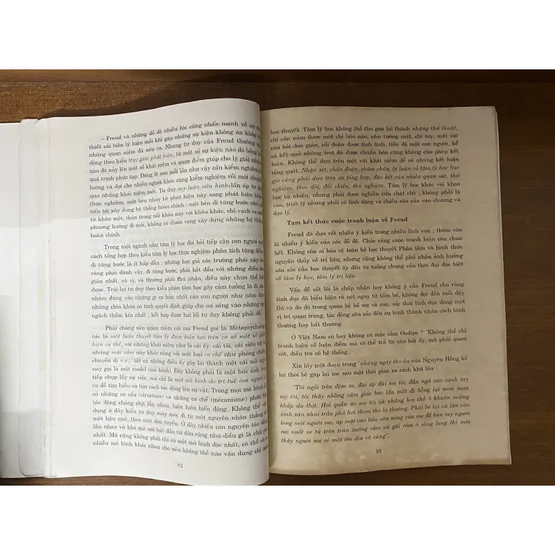 KỶ YẾU NT – TƯ LIỆU QUÝ VỀ BÁC SĨ NGUYỄN KHẮC VIỆN 1023605