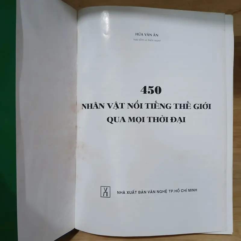 450 Nhân Vật Nổi Tiếng Thế Giới Qua Mọi Thời Đại - Hứa Văn Ân biên soạn 572160