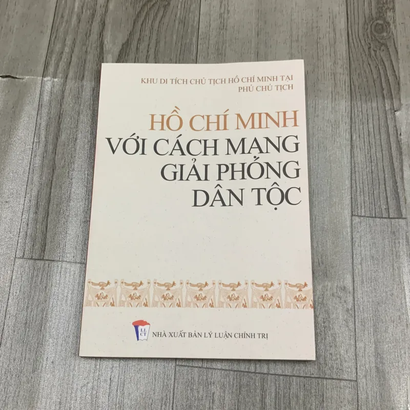 Hồ chí minh với cách mạng giải phóng dân tộc 1041273