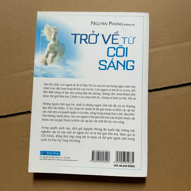 Trở về từ cõi sáng 603020