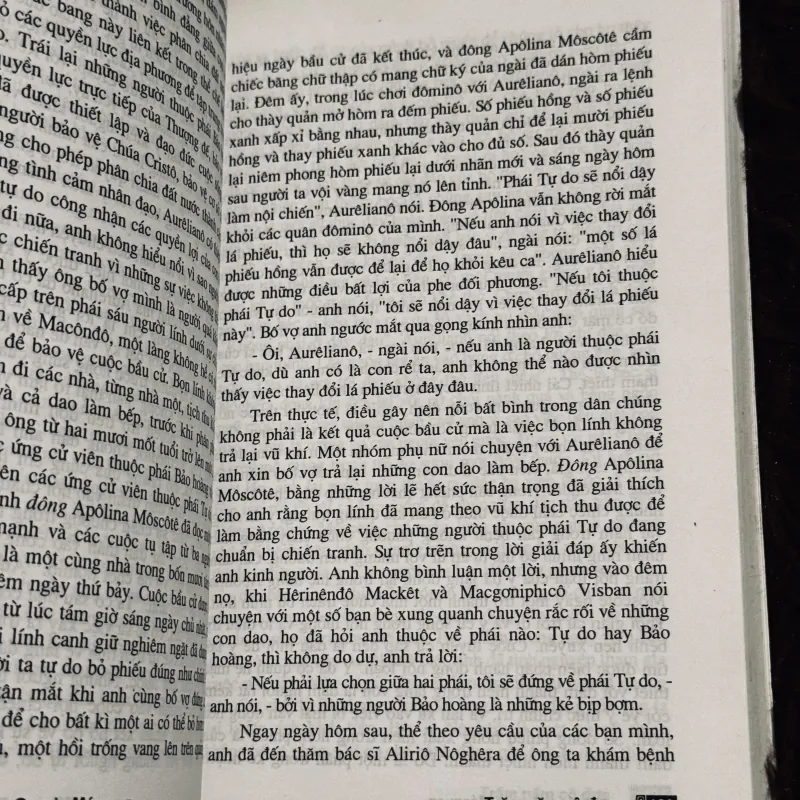 Trăm năm cô đơn 992159