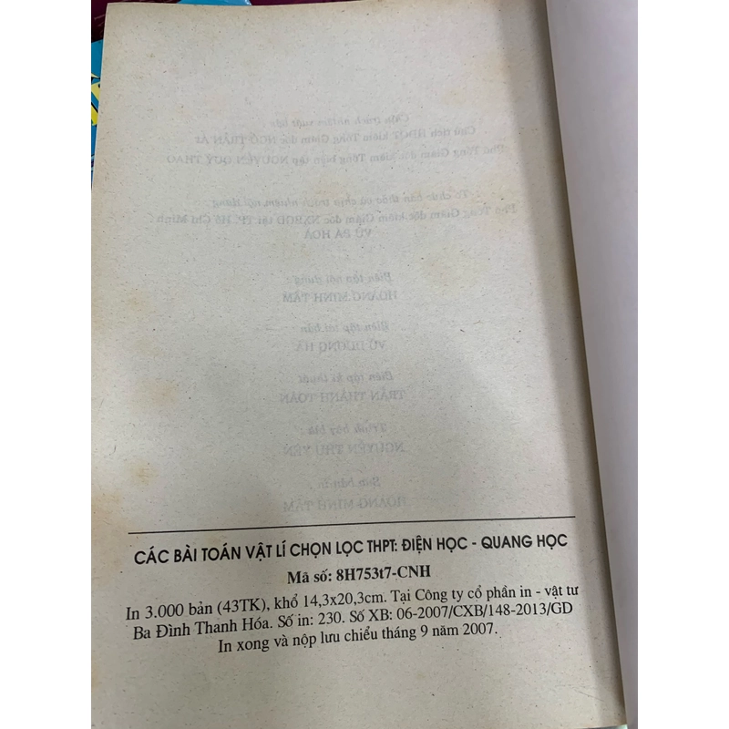 Các bài toán vật lý chọn lọc trung học phổ thông. Điện học, quang học. 999 463668