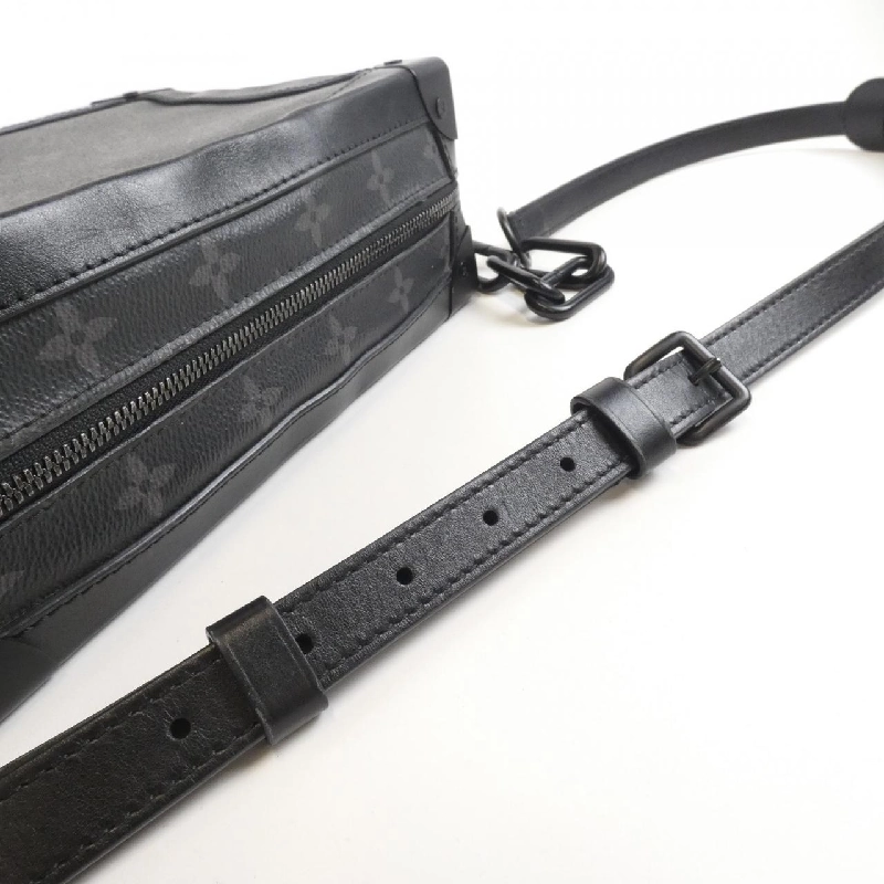 Túi đeo vai Louis Vuitton Monogram Eclipse Soft Trunk M44730 - Hàng hiệu Chính hãng 805798