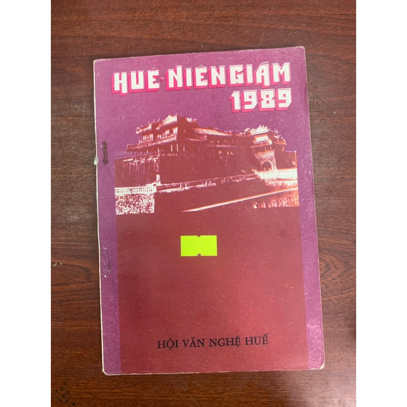 Huế  niên  giám  1989 298190